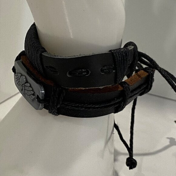 Handcrafted Leather 2 Bracelets set With Eagle open wings Emblem  Adjustable - Picture 4 of 7